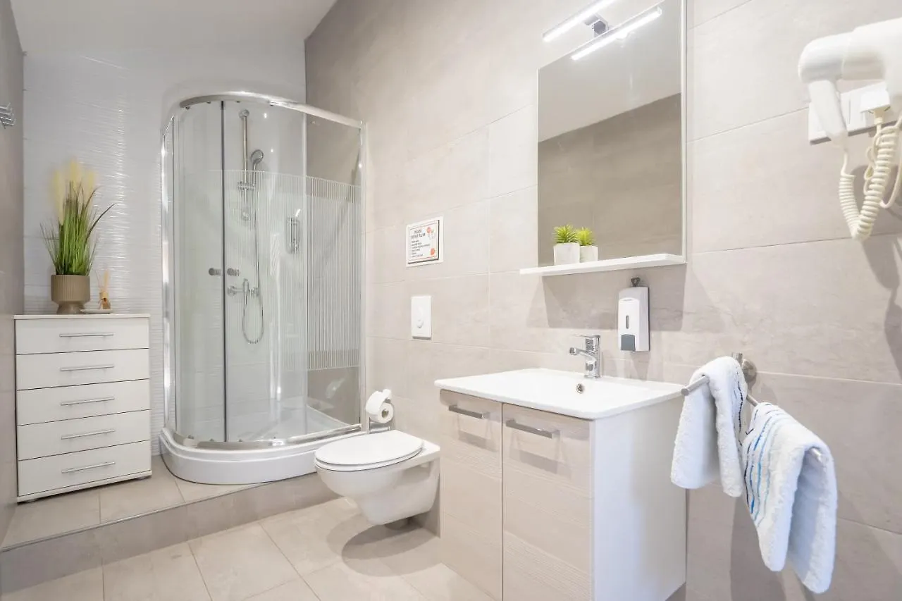 Fran Center Apartments Pula