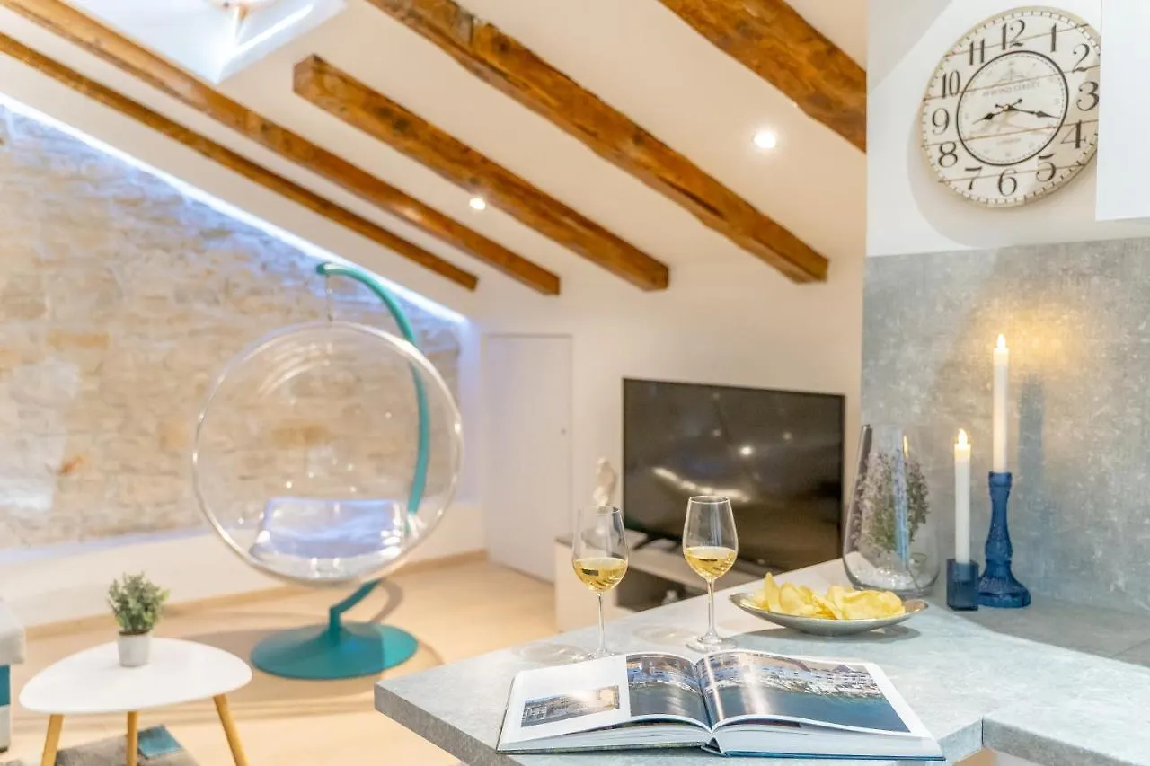 Fran Center Apartments Pula