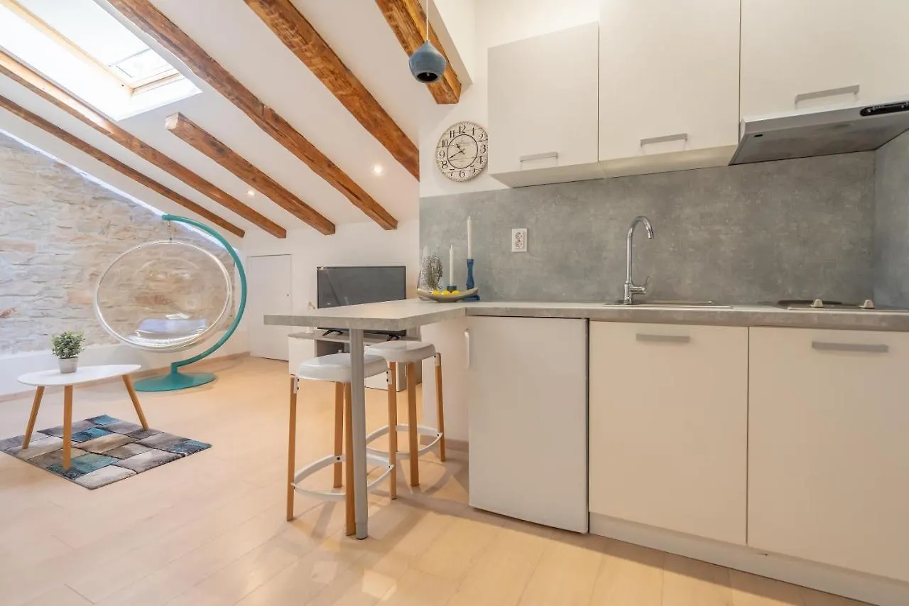 Fran Center Apartments Pula